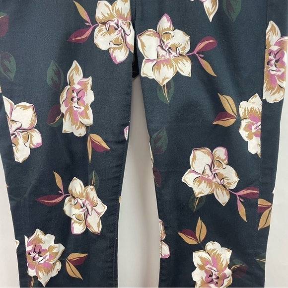 7 For All Mankind Skinny Black Floral Print Jeans Mid-Rise Size 29 - Picture 5 of 14